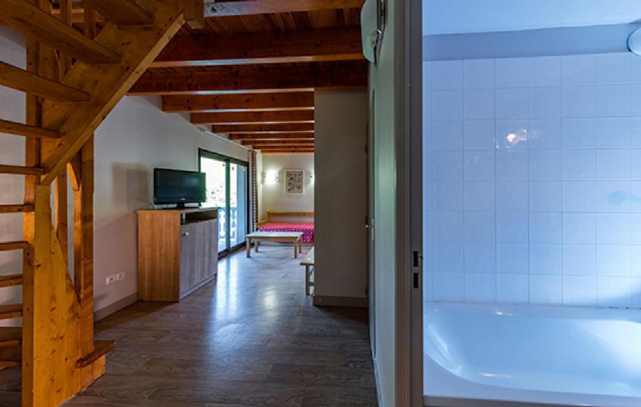 Residence Les Trois Vallees - 아로 외부 사진